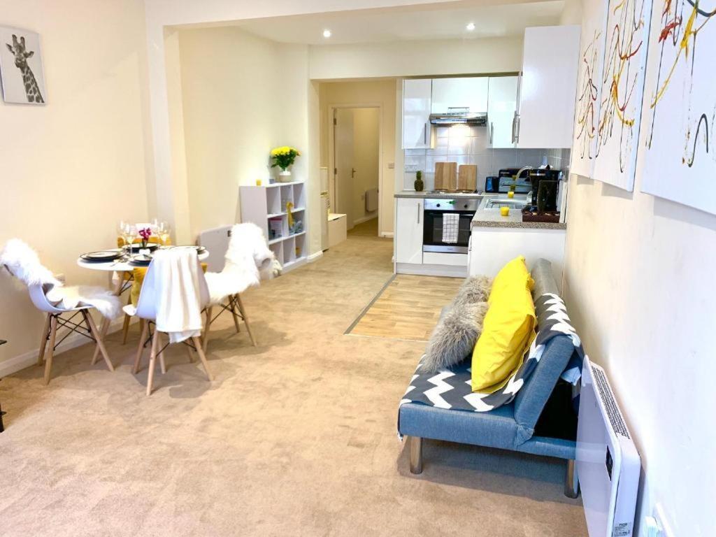 Eastbourne Beach Pier Apartment Exterior foto